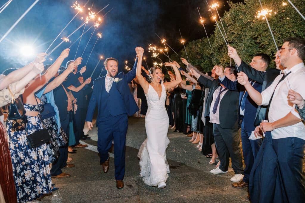 Picture of a beautifully lit wedding atmosphere.